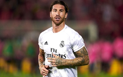 BET5体育动态-佩德里这球商碾压同龄人