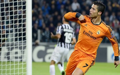 BET5体育独家-卡斯塔涅这脚世界波太狠了